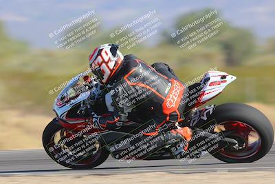media/Nov-06-2023-Moto Forza (Mon) [[ce023d0744]]/2-Advanced Group/Session 4 (Turn 8 Inside)/